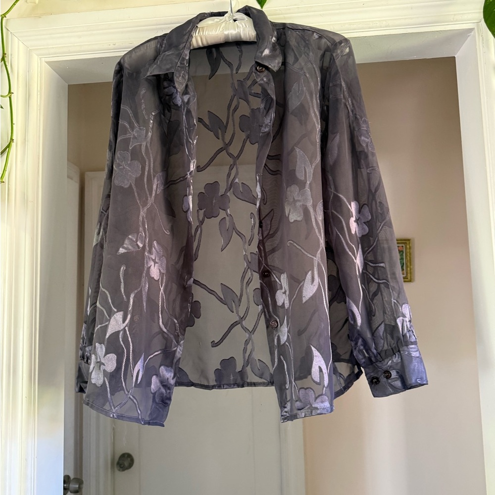 Vintage Joanna purple sheer floral button down size medium